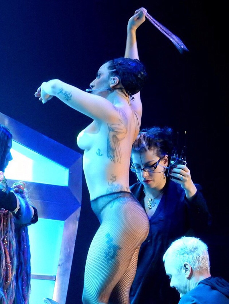 Gaga Nude