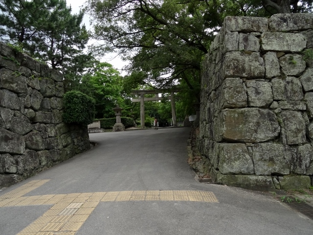 和歌山城　護国神社