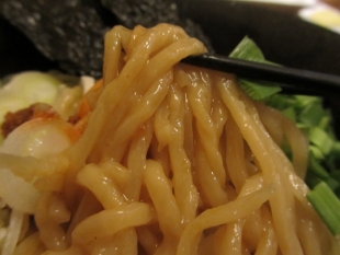 しん　台湾ﾏｾﾞｿﾊﾞ　麺