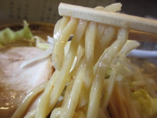 燈花　味噌ﾗｰﾒﾝ　麺